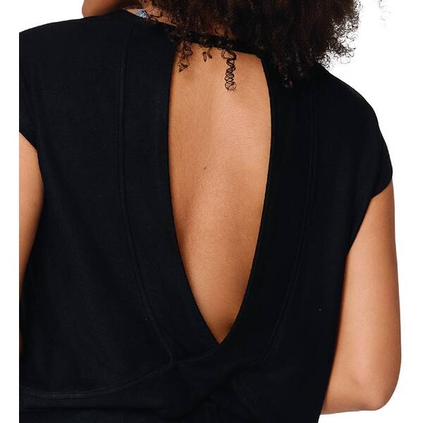 Thumbnail - LINGADORE & shorts Top