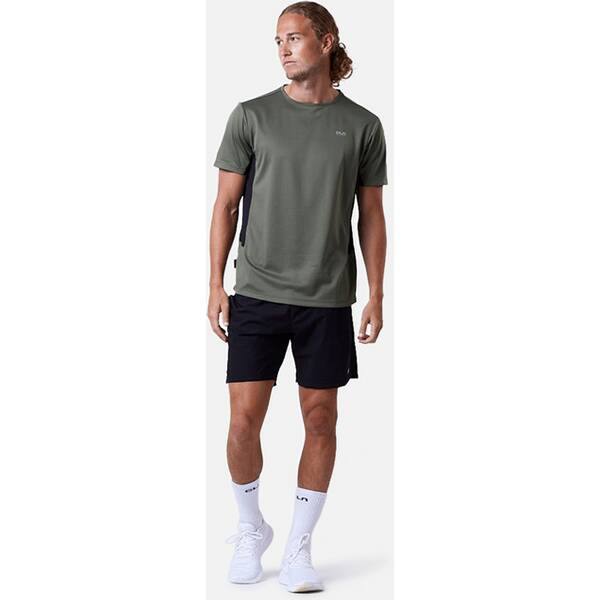 Thumbnail - CLN ATHLETICS T-Shirt Jack