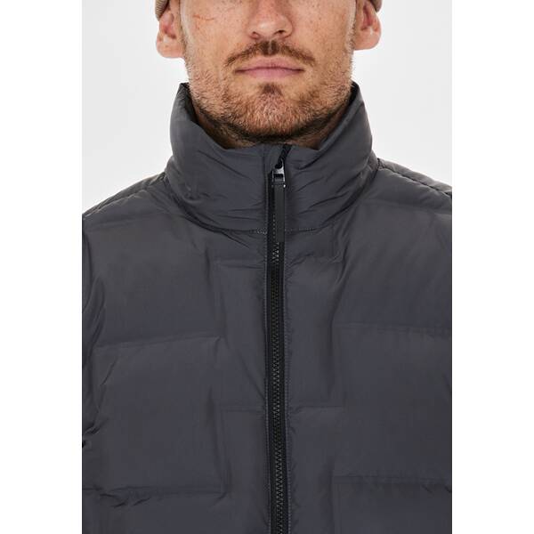 Thumbnail - SOS Jacket Alagna