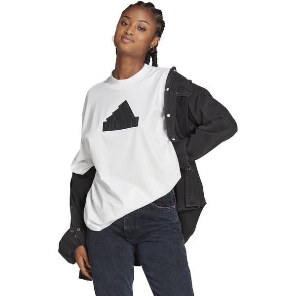 Thumbnail - ADIDAS Damen Shirt Future Icons Badge of Sport Boyfriend