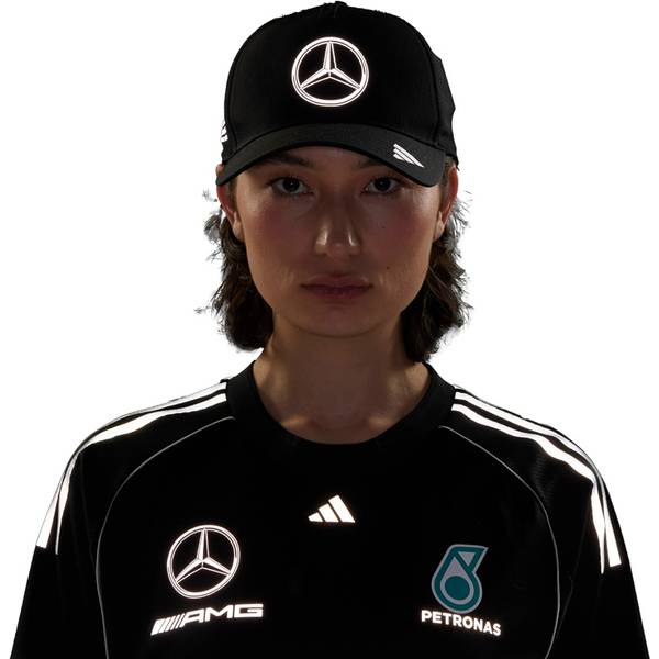 Thumbnail - ADIDAS Kinder Mütze MERCEDES - AMG PETRONAS FORMULA ONE TEAM MECHANICS CLIMACOOL TRUCKER Youth