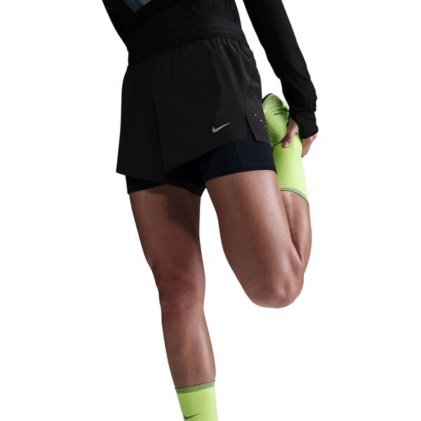 Thumbnail - NIKE Damen Shorts W NK SWIFT DF MR 2N1 SHRT