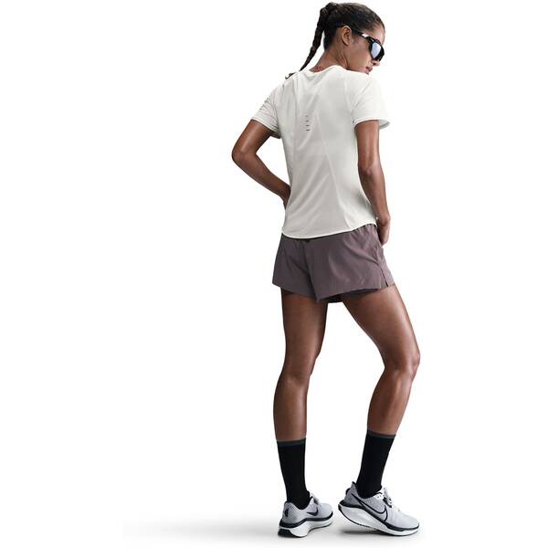 Thumbnail - NIKE Damen T-Shirt W NK SWIFT DF SS TOP