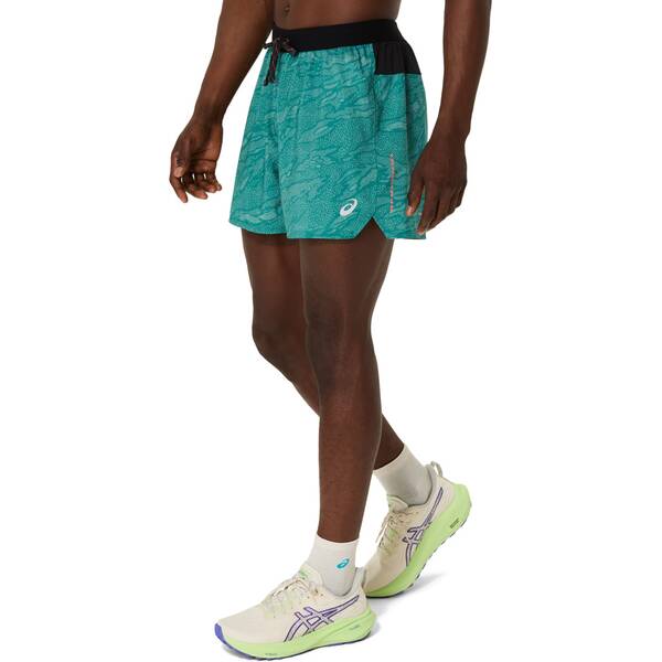 Thumbnail - ASICS Herren Shorts FUJITRAIL ALL OVER PRINT 5IN SHORT