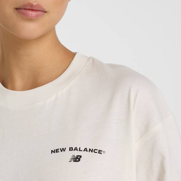 Thumbnail - NEW BALANCE Damen Shirt Reimagined Oversized