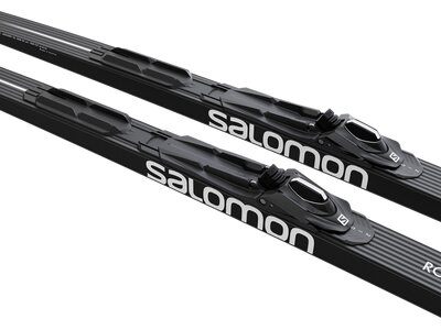 SALOMON Langlauf Ski XC SKI SET RC 10 eSKIN VIT M+SHIN BDG Grau