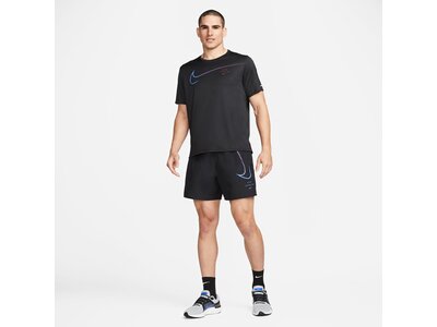 NIKE Herren Run Division Challenger Shorts Schwarz