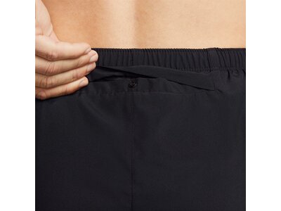 NIKE Herren Run Division Challenger Shorts Schwarz