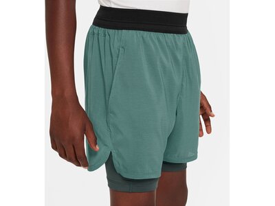 NIKE Kinder Shorts B NK DFADV MULTI TECH SHORT Grün