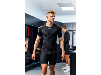 HUMMEL Herren Unterhemd HUMMEL FIRST SEAMLESS JERSEY Schwarz