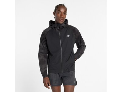 NEW BALANCE Herren Jacke Seasonal Premium Jacket Print Schwarz