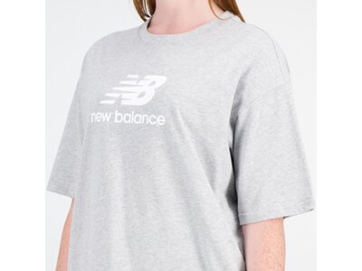 NEW BALANCE Damen Kapuzensweat Essentials Stacked Logo Cotton Oversized T-Shirt Grau