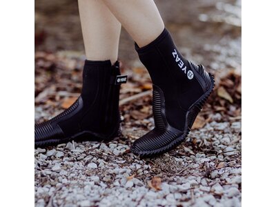 YEAZ Herren Aquaschuhe NEOBOOTS Schwarz