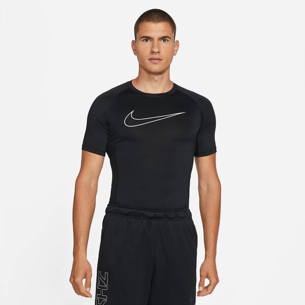 Nike t shirt intersport clearance