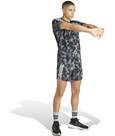 Vorschau: ADIDAS Herren Shorts Own the Run 3-Streifen Allover Print (Länge 5 Zoll)
