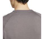 Vorschau: ADIDAS Herren T-Shirt Own the Run 3-Streifen