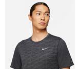 Vorschau: NIKE Herren DF RUN DVN BRNOT MILER SS