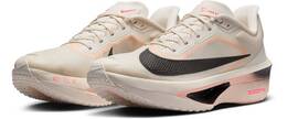 Vorschau: NIKE Herren Laufschuhe Zoom Fly 6