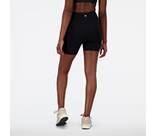 Vorschau: NEW BALANCE Damen Shorts Essentials Reimagined Archive Cotton Fitted Short