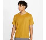 Vorschau: NIKE Herren Laufshirt "Run Division Miler S/S Tee EMB"