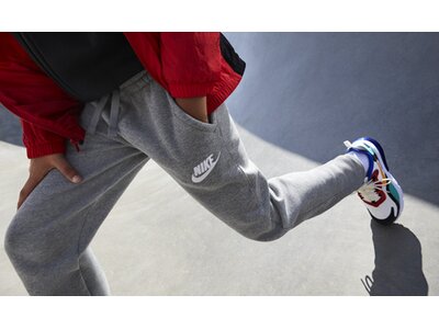 NIKE Lifestyle - Textilien - Hosen lang Club Jogger Jogginghose Kids Grau